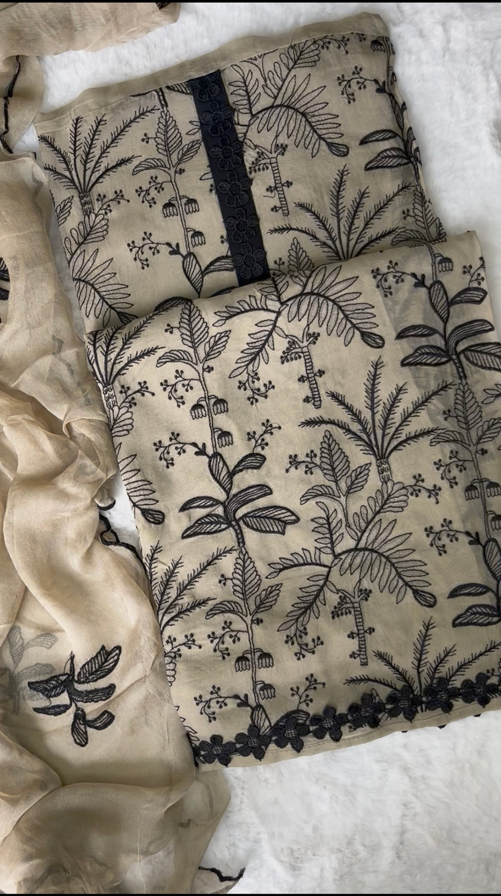Beige Muslin Unstitched Suit