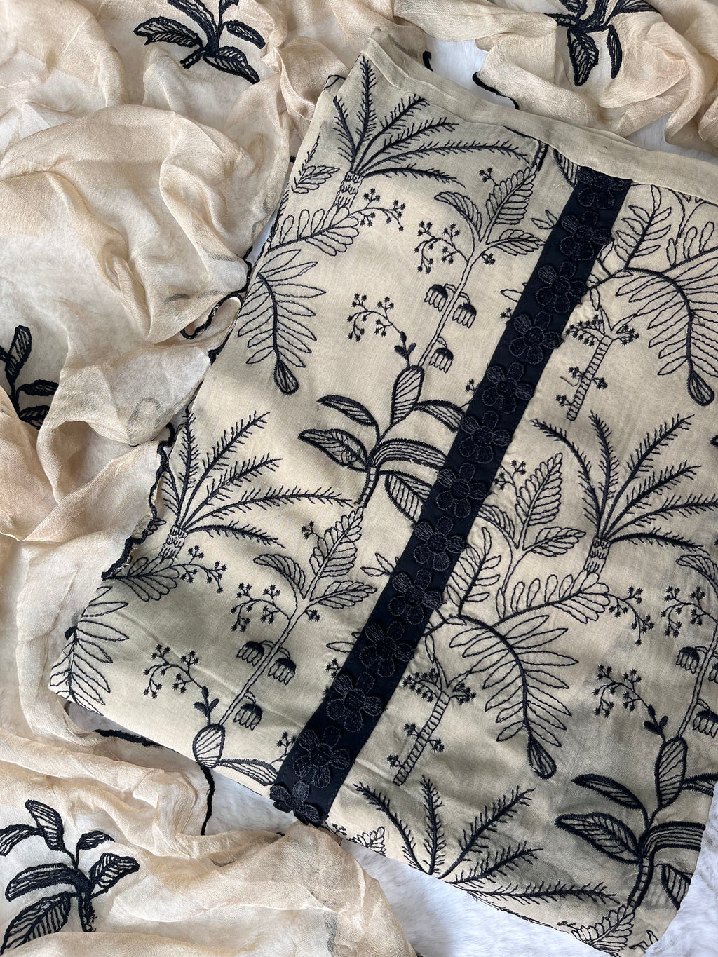 Beige Muslin Unstitched Suit