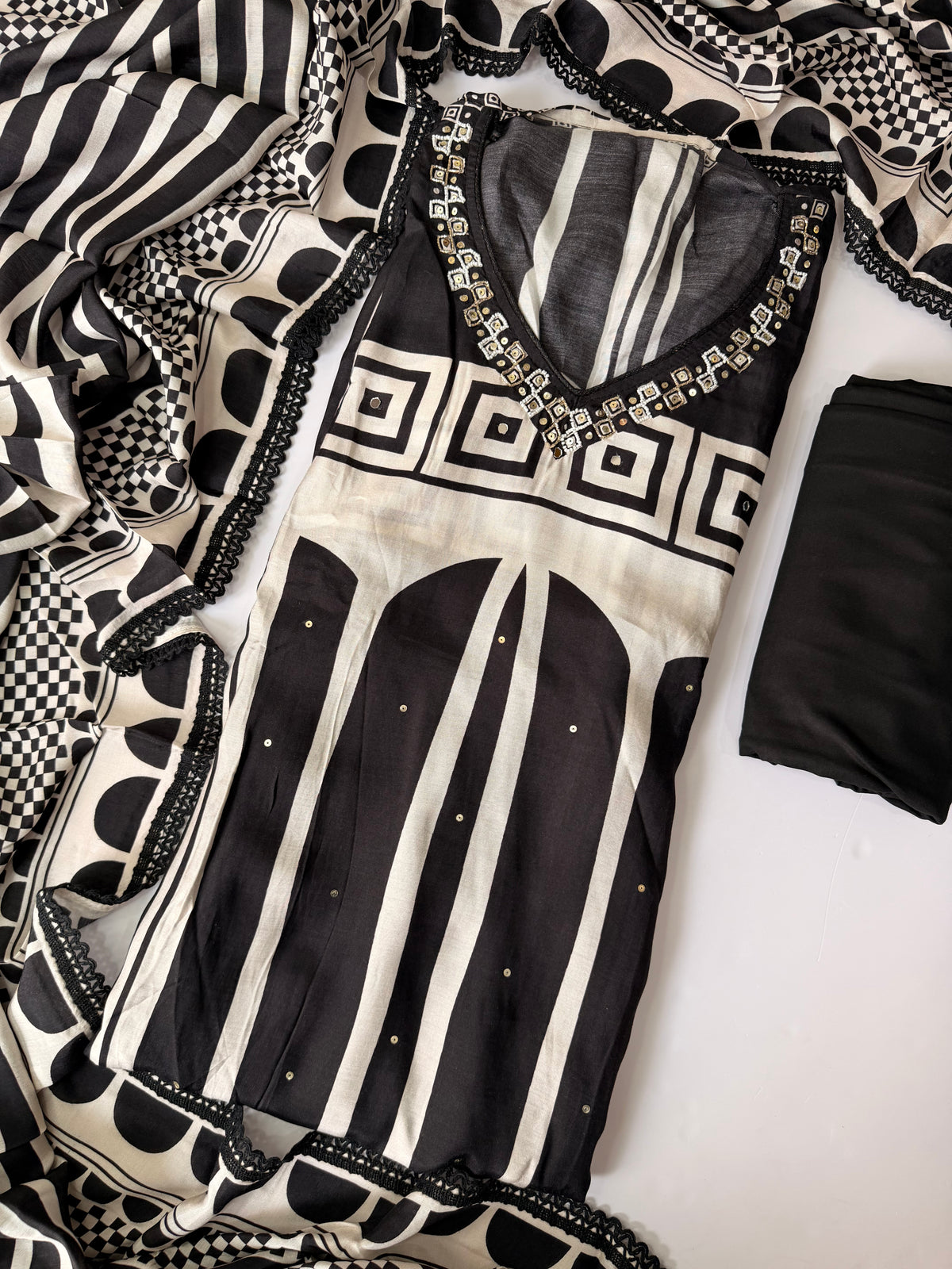 Monochrome modal unstitched suit