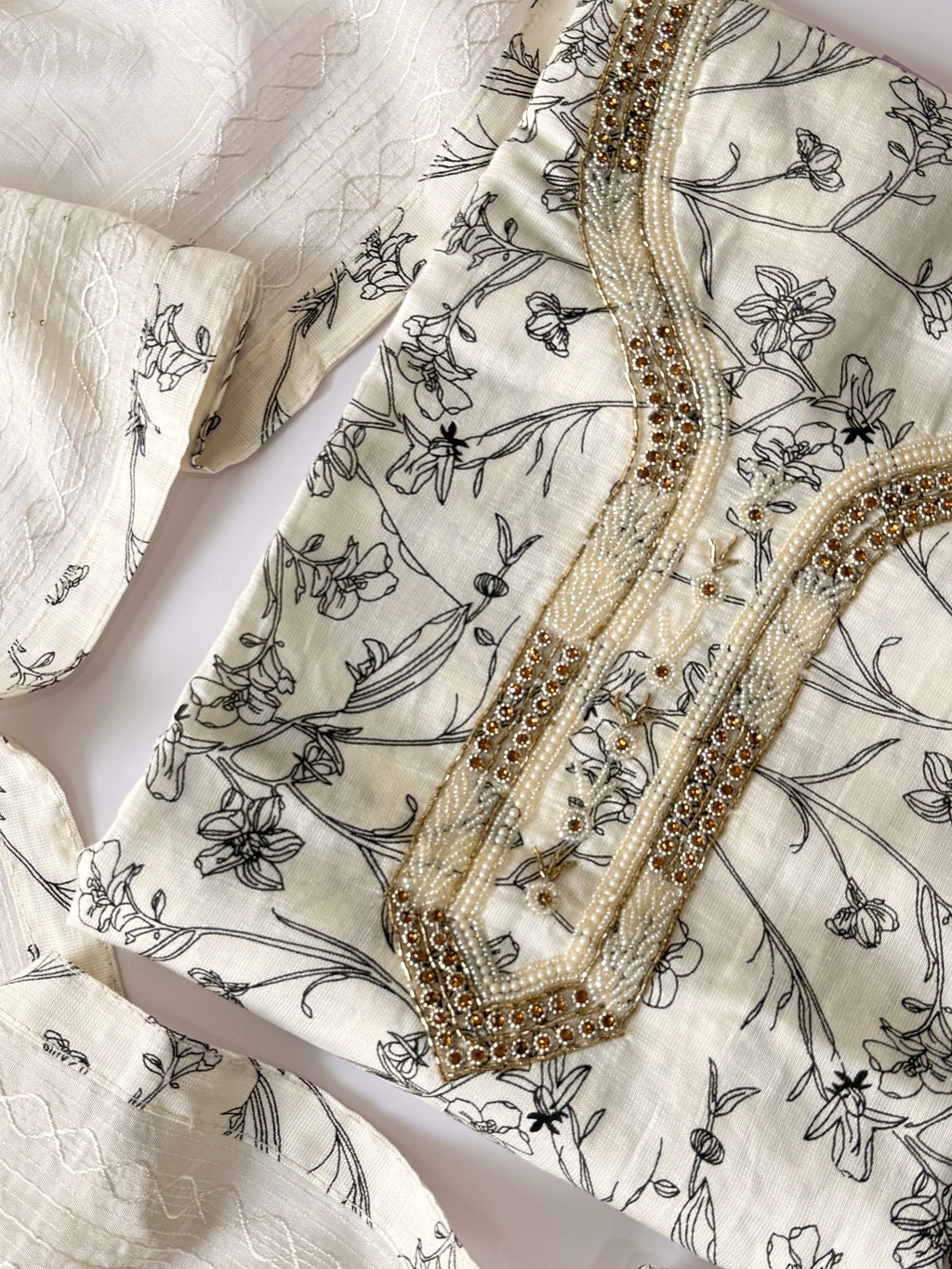 Modal unstitched suit