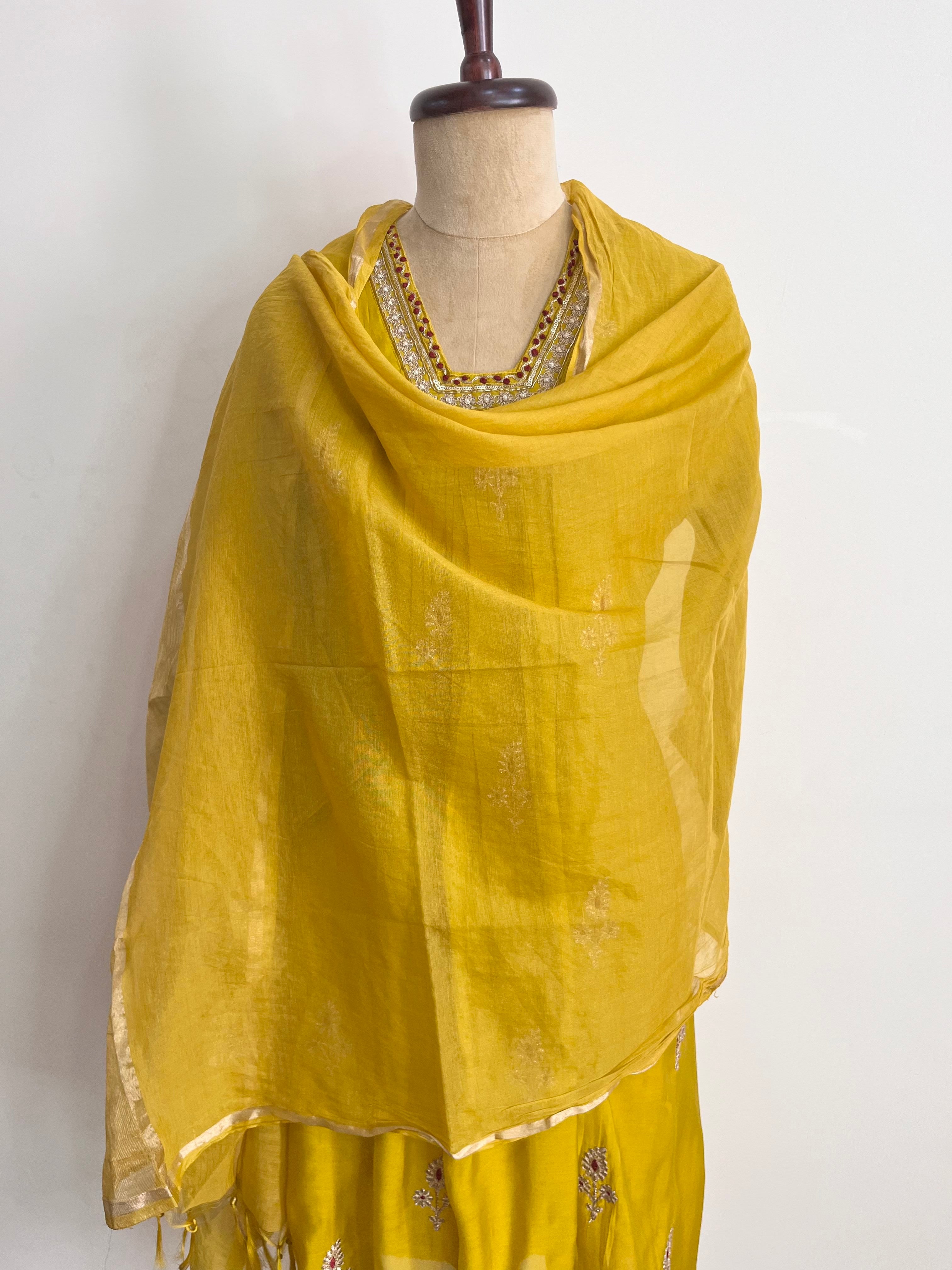 Amber Mul Chanderi suit