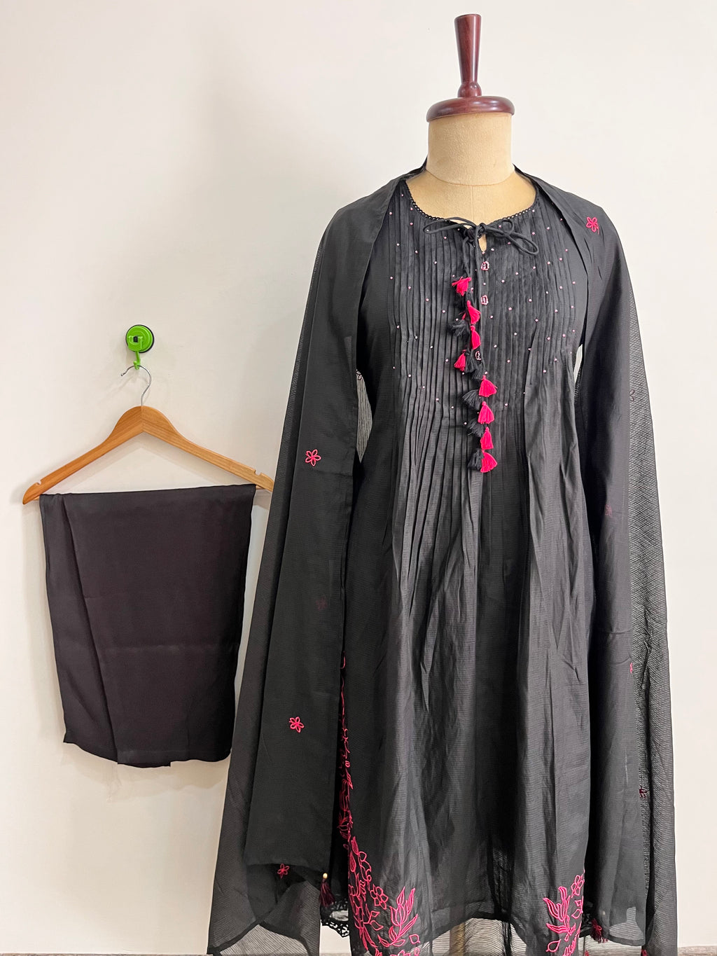 Midnight Noir 3-Piece Salwar Suit