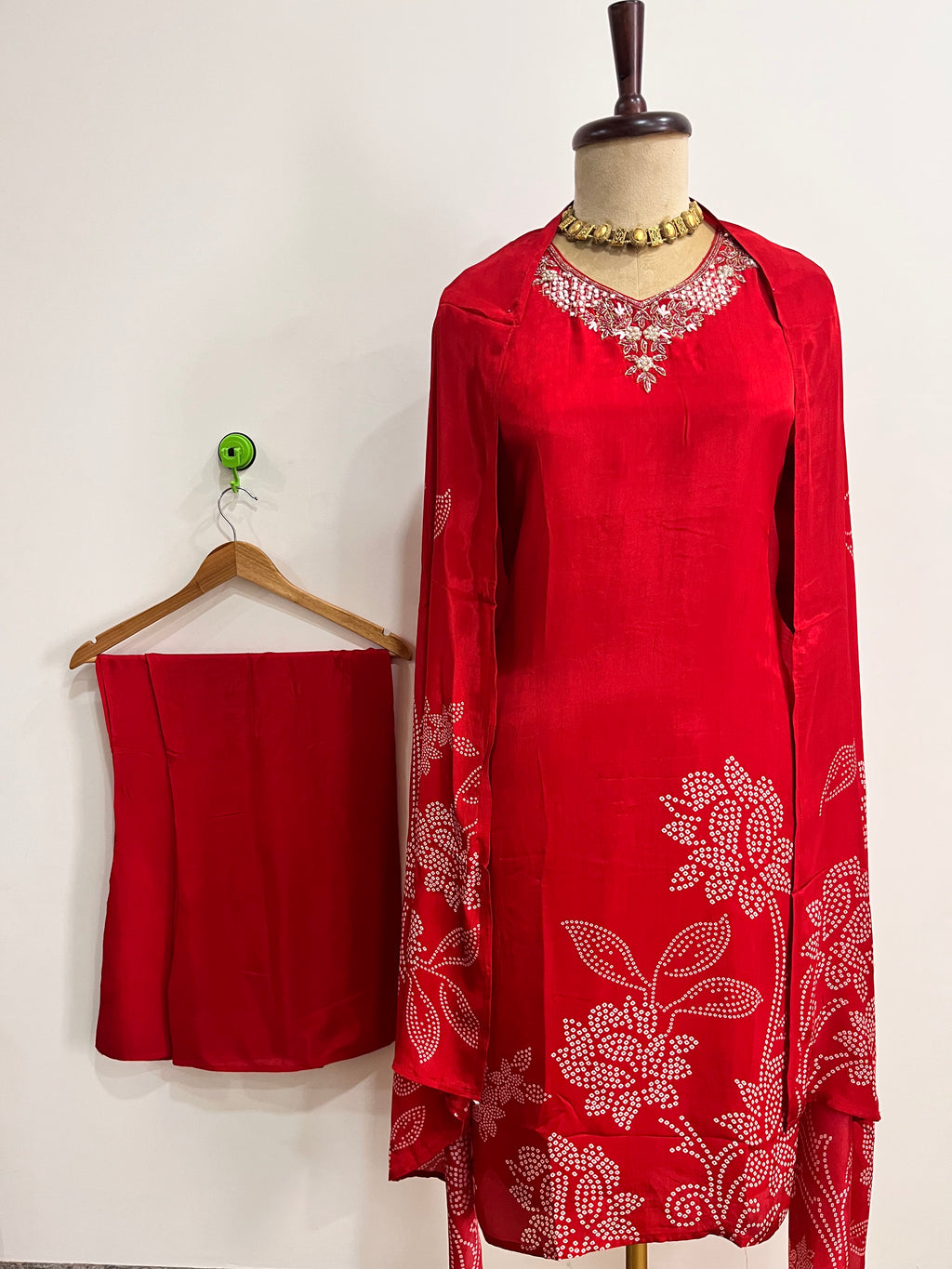 Chilli Red Muslin 3-Piece Suit